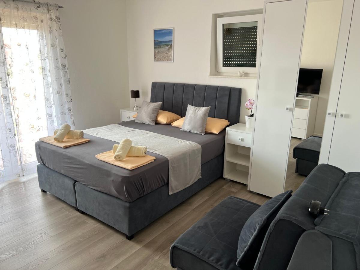 Apartments Villa Zdrava Trogir Ngoại thất bức ảnh