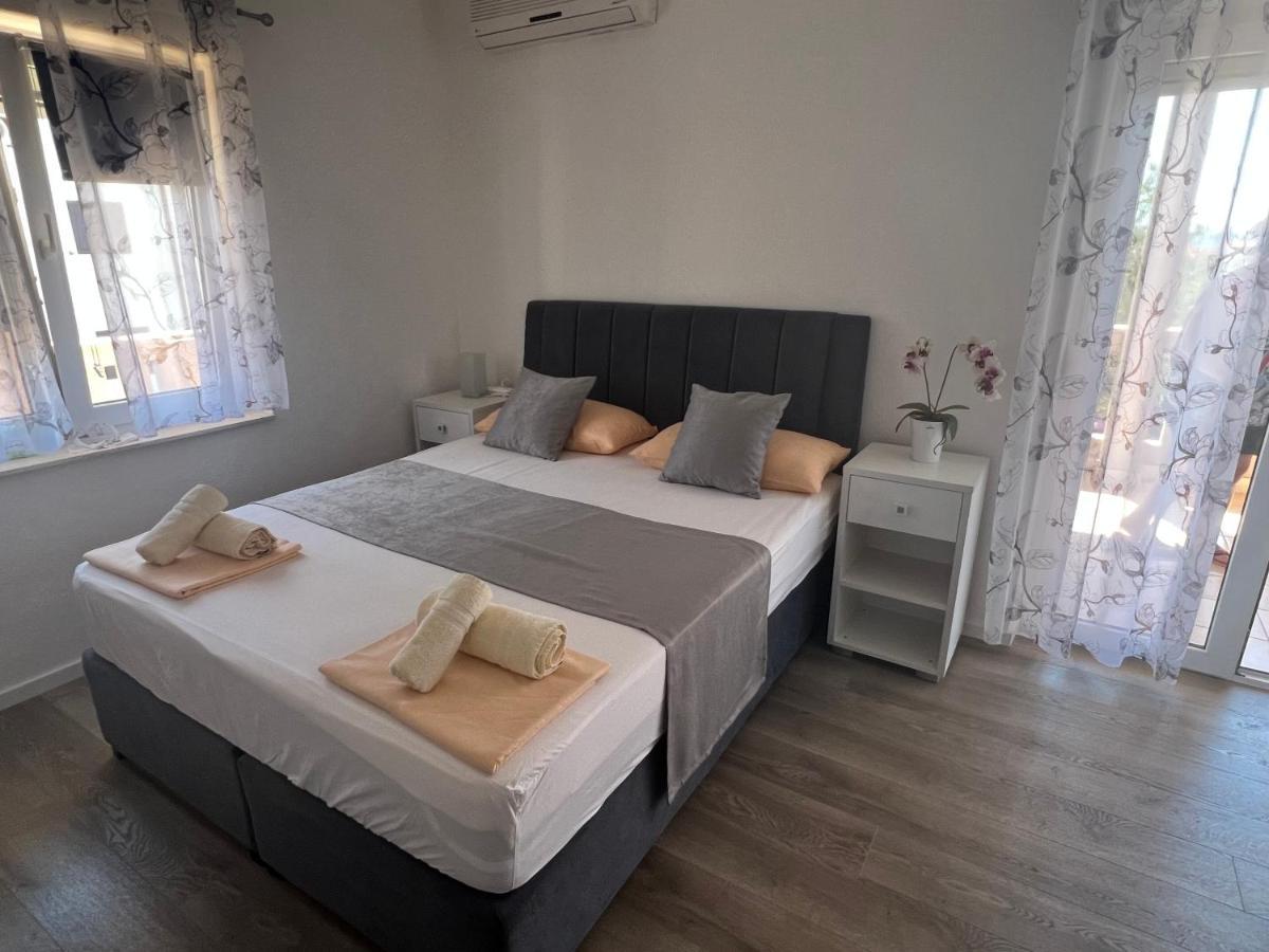Apartments Villa Zdrava Trogir Ngoại thất bức ảnh